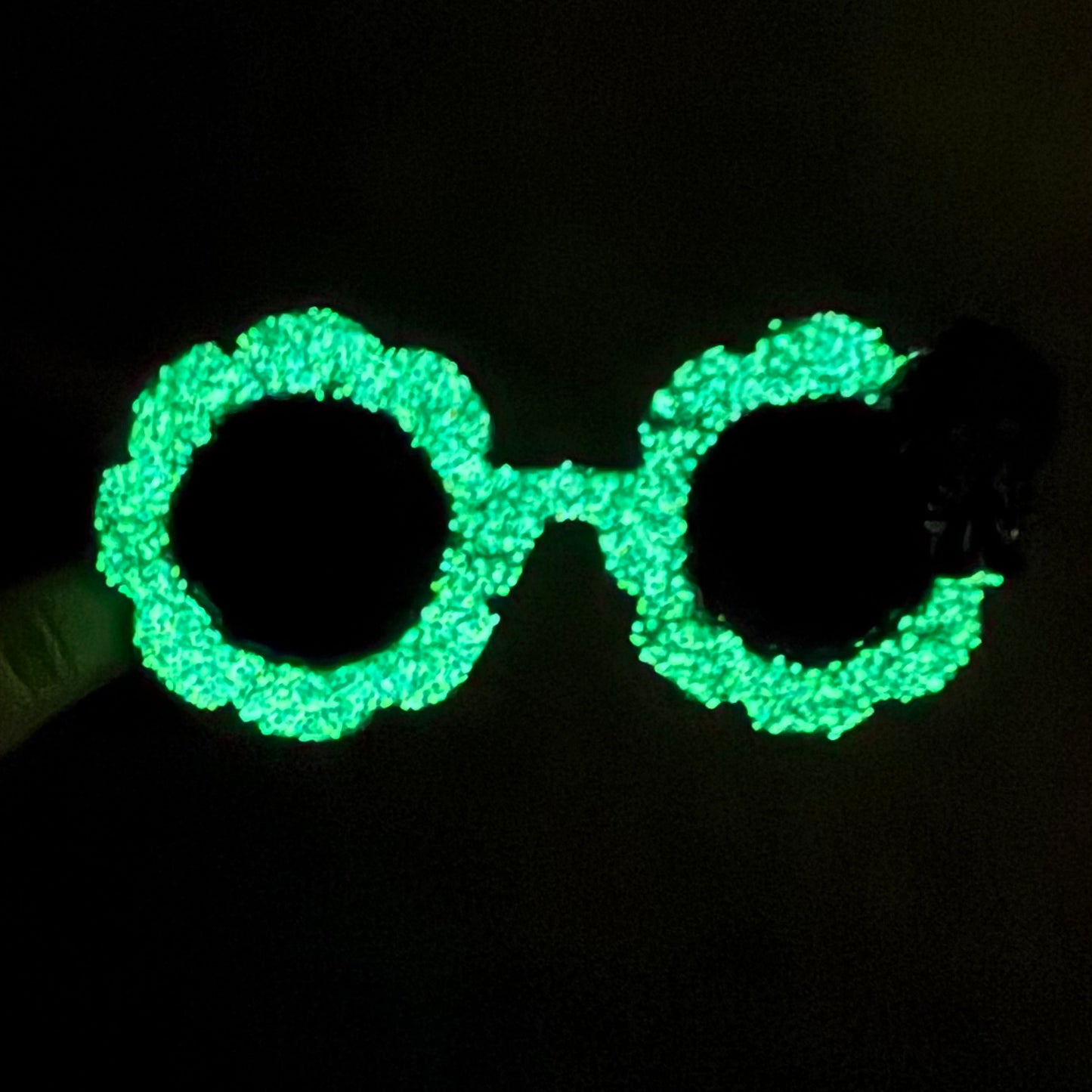 It’s GLOWtime! Sunnies