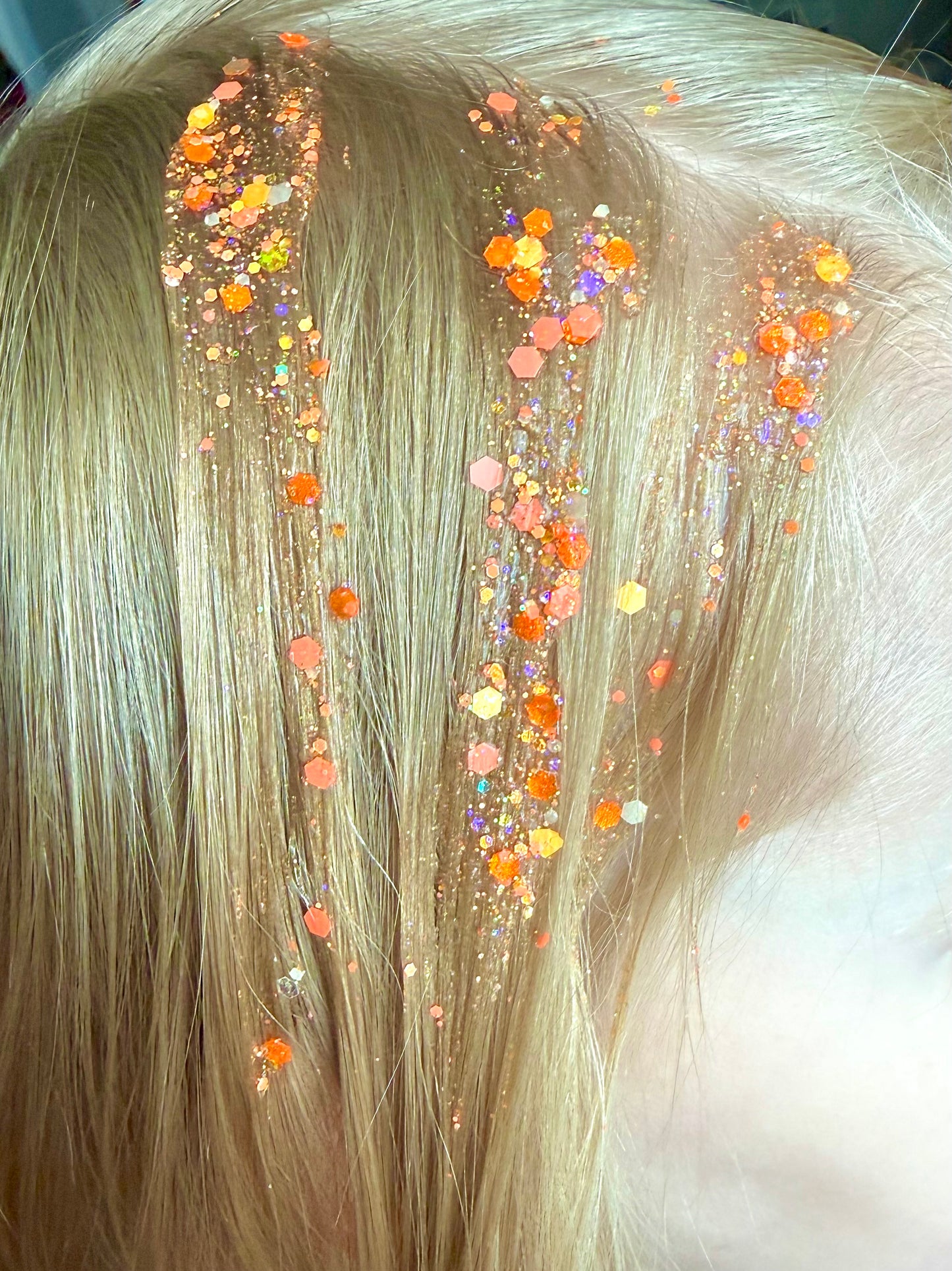 Splat Glitter Gel GLOWS