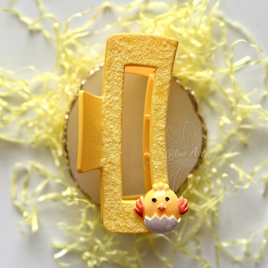 Large Fuzzy Chick RTS Clip