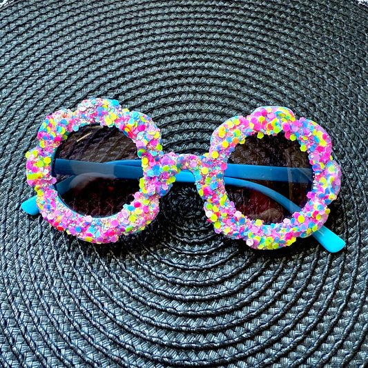 Makeup - One of a Kind Sunnies